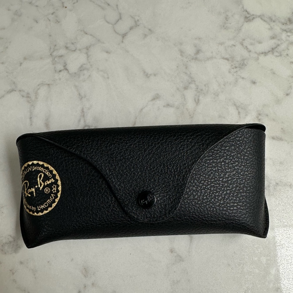 RAY BAN EYEGLASS CASE